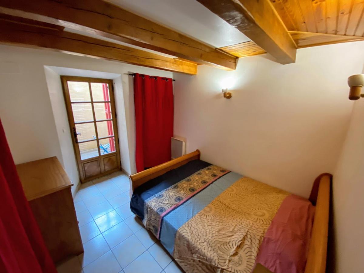 Appartement 4 Pers Plein Centre Ville, Wifi, Balcon Laragne-Monteglin Εξωτερικό φωτογραφία
